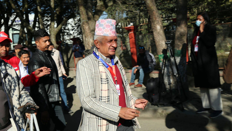 महाधिवेशनपूर्वकै ब्यागेज बोकेर ‘खोक्रो एकता’जस्तो बाटोमा हिँड्दा कहीँ पुगिँदैन: प्रदीप ज्ञवाली