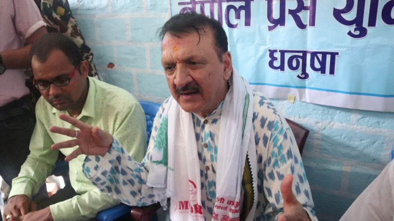 एमालेले सरकारबाहिर बस्नै नसक्ने मानसिकता राख्योः अर्थमन्त्री महत