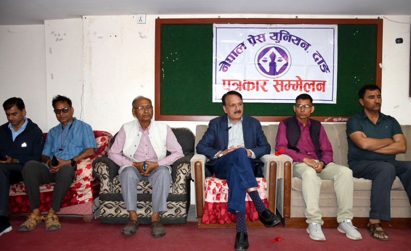 देउवाले ओली भेटेको भोलिपल्ट कांग्रेस प्रवक्ता भन्छन्- प्रधानमन्त्रीको भूमिका प्रभावकारी भएन