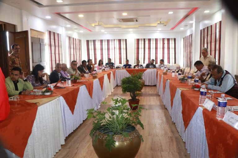 नेपालले भारत र चीन दुवै देशसँग सन्तुलित सम्बन्ध राख्नुपर्छ: प्रदीप ज्ञवाली