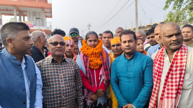 क्रिकेटर पूजा महतोको शोभायात्राः बाबुले भने- पूजा देशकी छोरी भइन्, माया र आशीर्वाद दिनुहोला