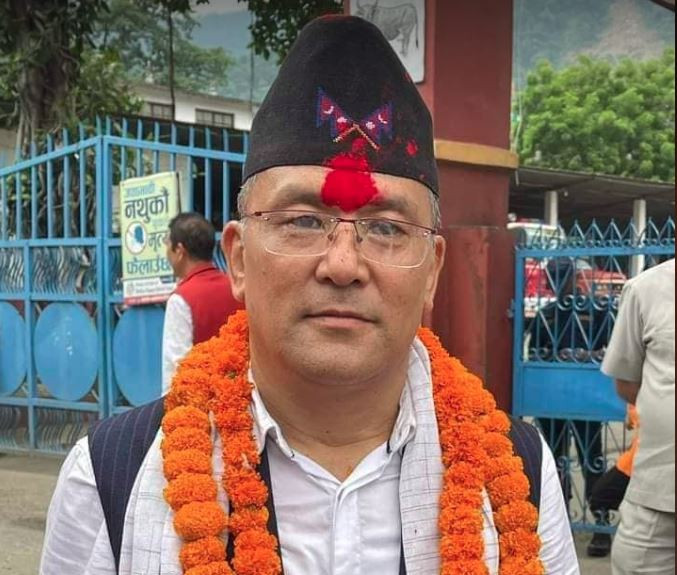 नेकपा एसका नेता राजु गुरुङको रिट न्यायाधीश श्रेष्ठको इजलासमा 