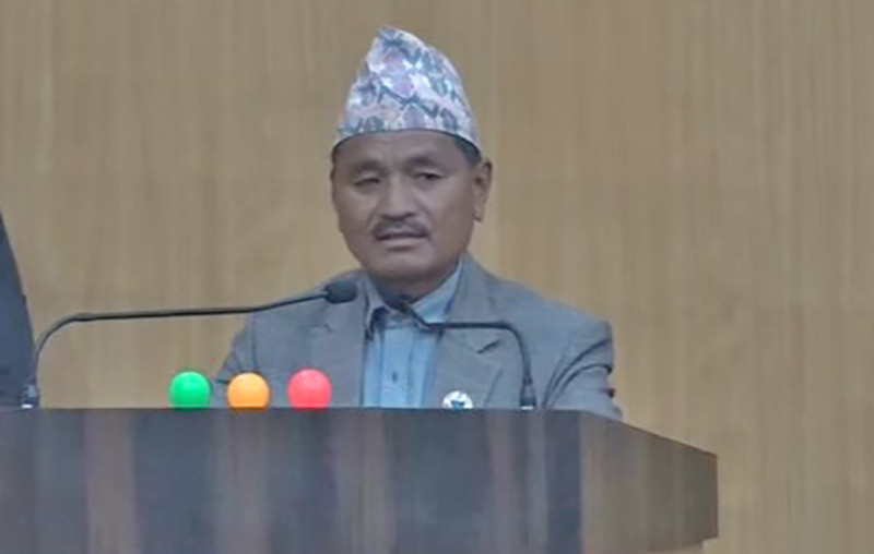कोशीका उपसभामुख र एमाले सांसदमाथि दुर्व्यवहार