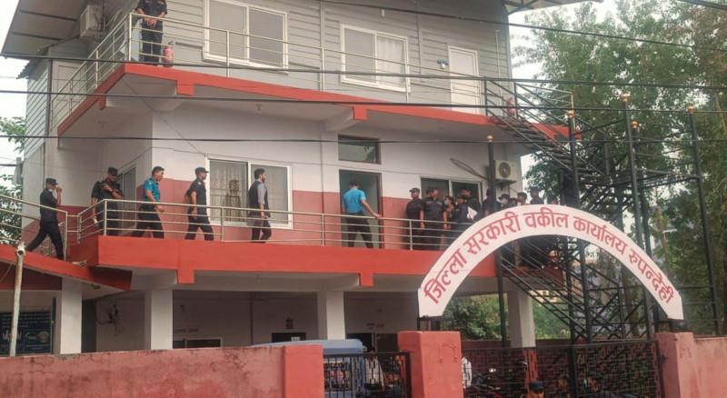 विमानस्थलबाट रवि लामिछानेलाई सिधै लगियो सरकारी वकिलको कार्यालय, ७० भन्दा बढी प्रश्न सोधिने