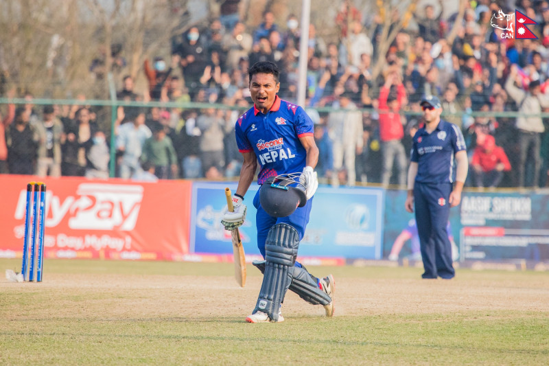 नेपालले गुमायो पाँचौँ विकेट, रोहितसँगै आरिफ पनि आउट