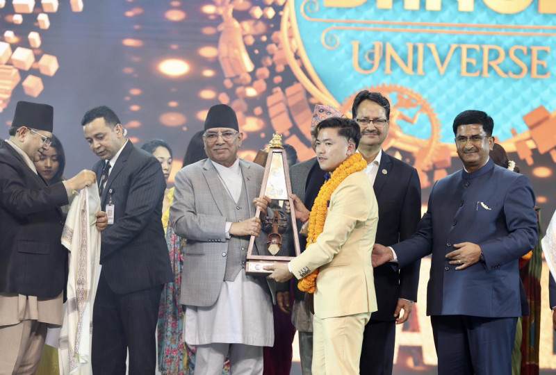 प्रितम राईले जिते मेरो भ्वाइसको उपाधि,  खुशी कार्की डान्स युनिभर्स
