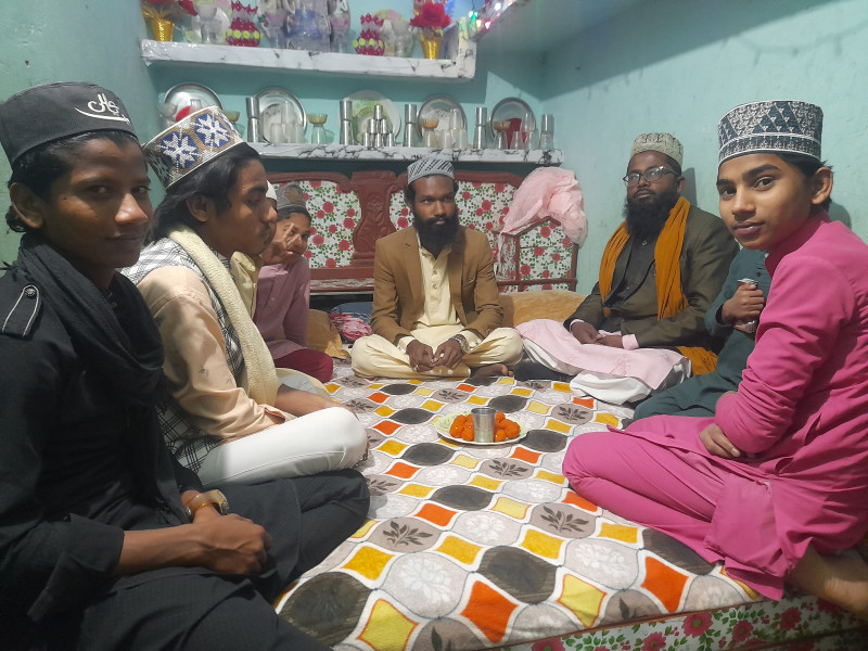 ‘सब–ए–बारात’ पर्व मनाउँदै मुस्लिम समुदाय