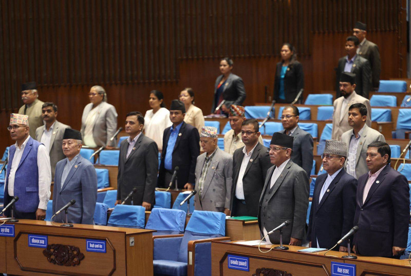 एमालेले उपराष्ट्रपति कार्यालयको खर्च कटौतीको पुस्तिका मागेपछि संसद बैठक १५ मिनेटलाई स्थगित