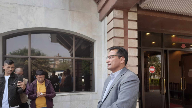 पैसा बाँडेको उजुरीमा शक्ति बस्नेतले के दिए जवाफ ?