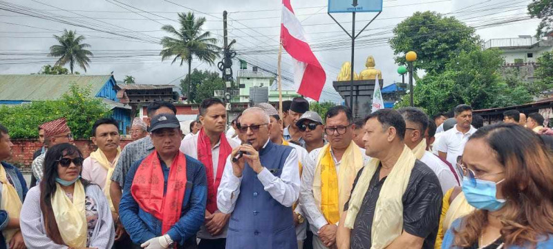 धरान पुगेर शेखर कोइरालाले भने- देशलाई जातीय र धार्मिक द्वन्द्वमा धकेल्न खोजिँदै छ