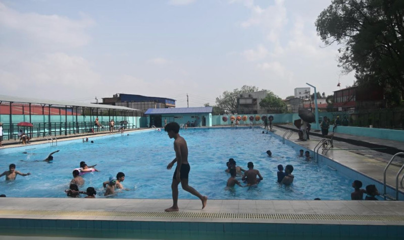१० वर्षपछि सर्वसाधारणका लागि खुल्यो बालाजु पौडीपोखरी, कति लाग्छ शुल्क ? (तस्वीरहरू)