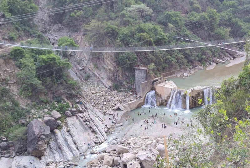 तिनाउमा डुबेर बेपत्ता भएका दुई भारतीय युवकको शव फेला