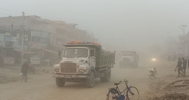दसैँभर काभ्रेमा टिपर सञ्चालनमा रोक