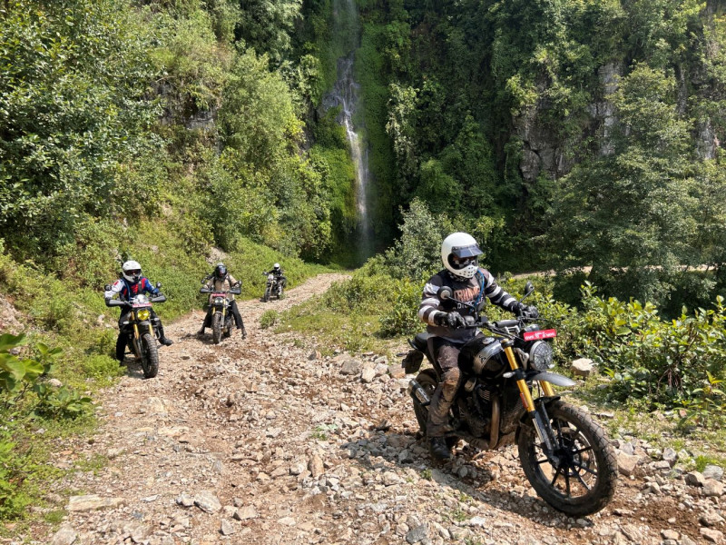 शिवपुरीको जंगलमा साहसिक ट्रेल राइडसँगै ट्रायम्फ मोटरसाइकल्स नेपालको ‘एपेक्स राइड’