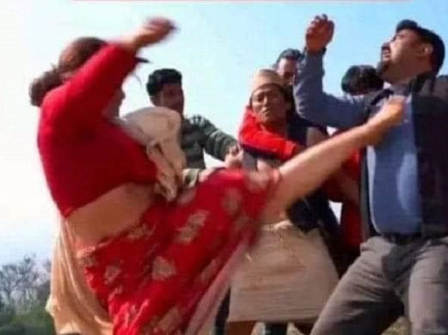 टेलिसिरियल 'उकुसमुकुस'को तस्वीर मतदानस्थल झडपको भन्दै यसरी भयो भाइरल