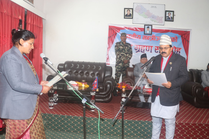 कर्णाली सरकार समावेशी बनाउन भन्दै माओवादीबाट राज्यमन्त्री बनिन् उर्मिला विश्वकर्मा