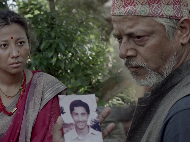 'पानीफोटो'मा बा-आमा बनेका गुरुचेली