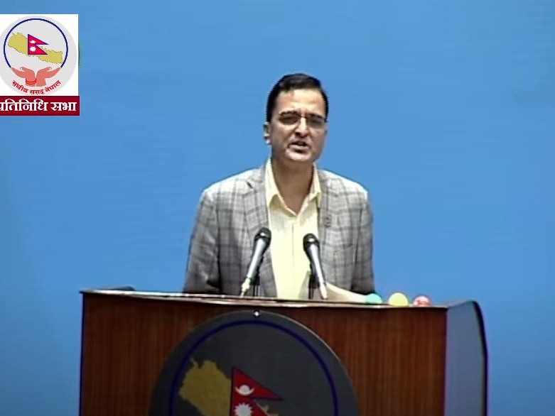 संसदमा विशेष समय लिएर एमाले सांसद भट्टराईले भने– विद्यालयमा तत्काल पाठ्यपुस्तक पुर्‍याऊ 