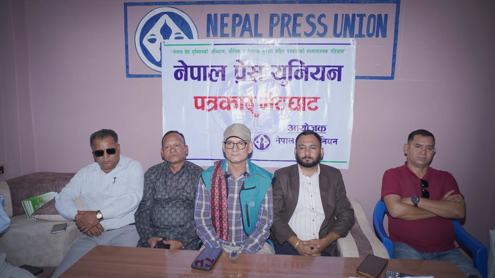 देउवाको साथ छाेड्दैनौँ, गगनले बिदा गरे पनि तयार छौँ : बलायर