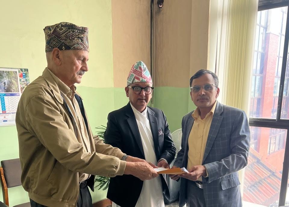 दीपक भट्टको जेल सरुवामाथि परिवारले उठायो प्रश्न, मौलिक हक संरक्षणको माग गर्दै आयोगमा निवेदन