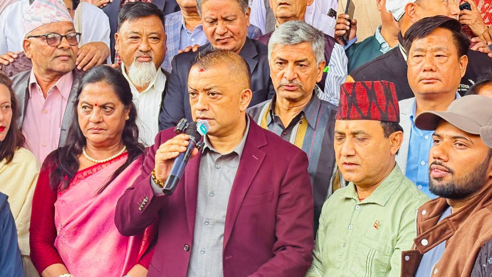 १५औँ महाधिवेशनबाट निर्वाचित भएपछि गगनले भने– नागरिकको विश्वास जित्ने गरी कांग्रेस बदल्छौँ