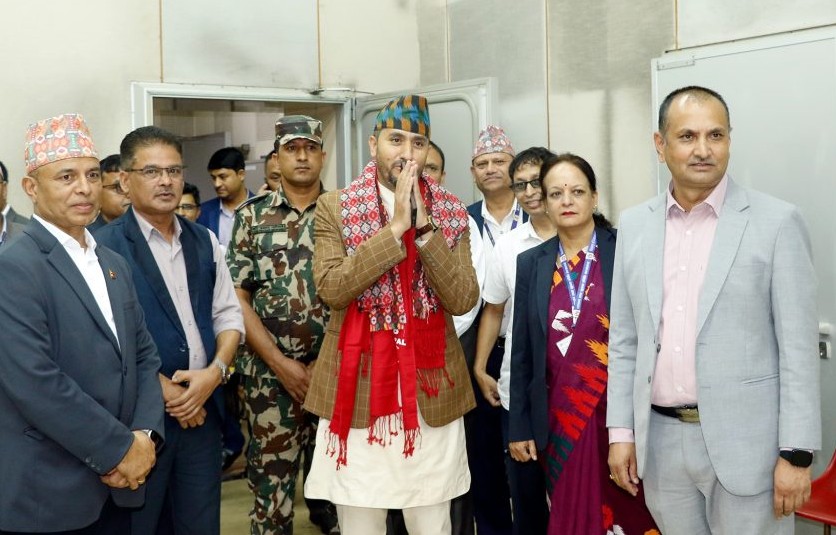 रेडियो नेपालको विरासत कायम राख्दै प्रतिस्पर्धी बन्न सञ्चारमन्त्री खरेलको निर्देशन