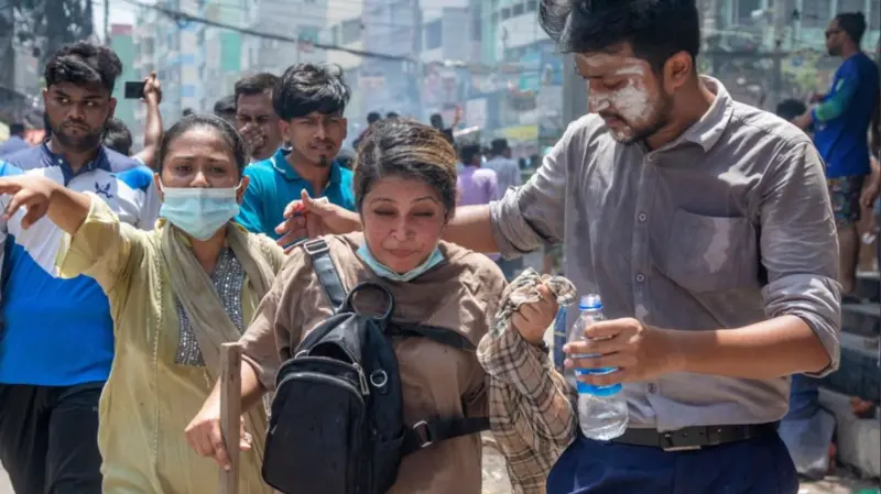 बंगलादेशमा आरक्षण विरोधी आन्दोलन, ३५ जनाको मृत्युपछि देशभर कर्फ्यु