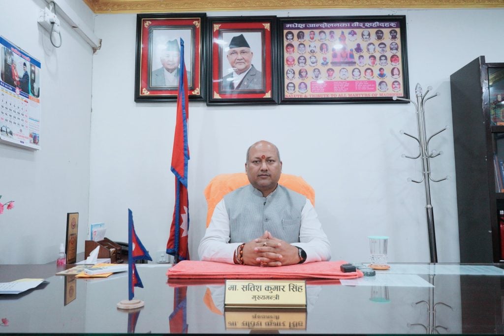 मधेशमा जनमतले मानेन पुरानो सहमति, सरकार ढाल्न कस्सिए कांग्रेस–एमाले