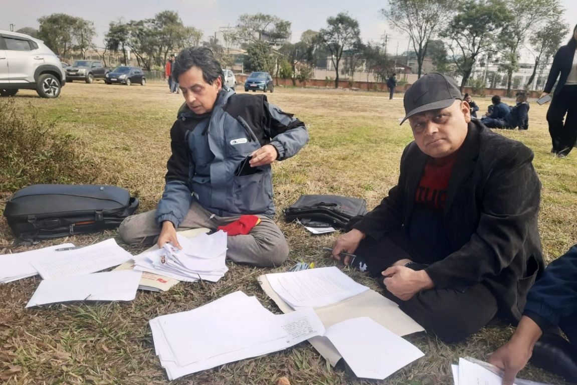 समानुपातिकको बन्द सूची बुझाउने राजनीतिक दलहरूको चटारो (तस्वीरसहित)