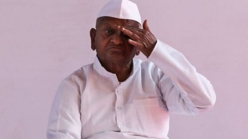 मोदीलाई पत्र लेख्दै अन्ना हजारेद्वारा भोक हड्तालको चेतावनी