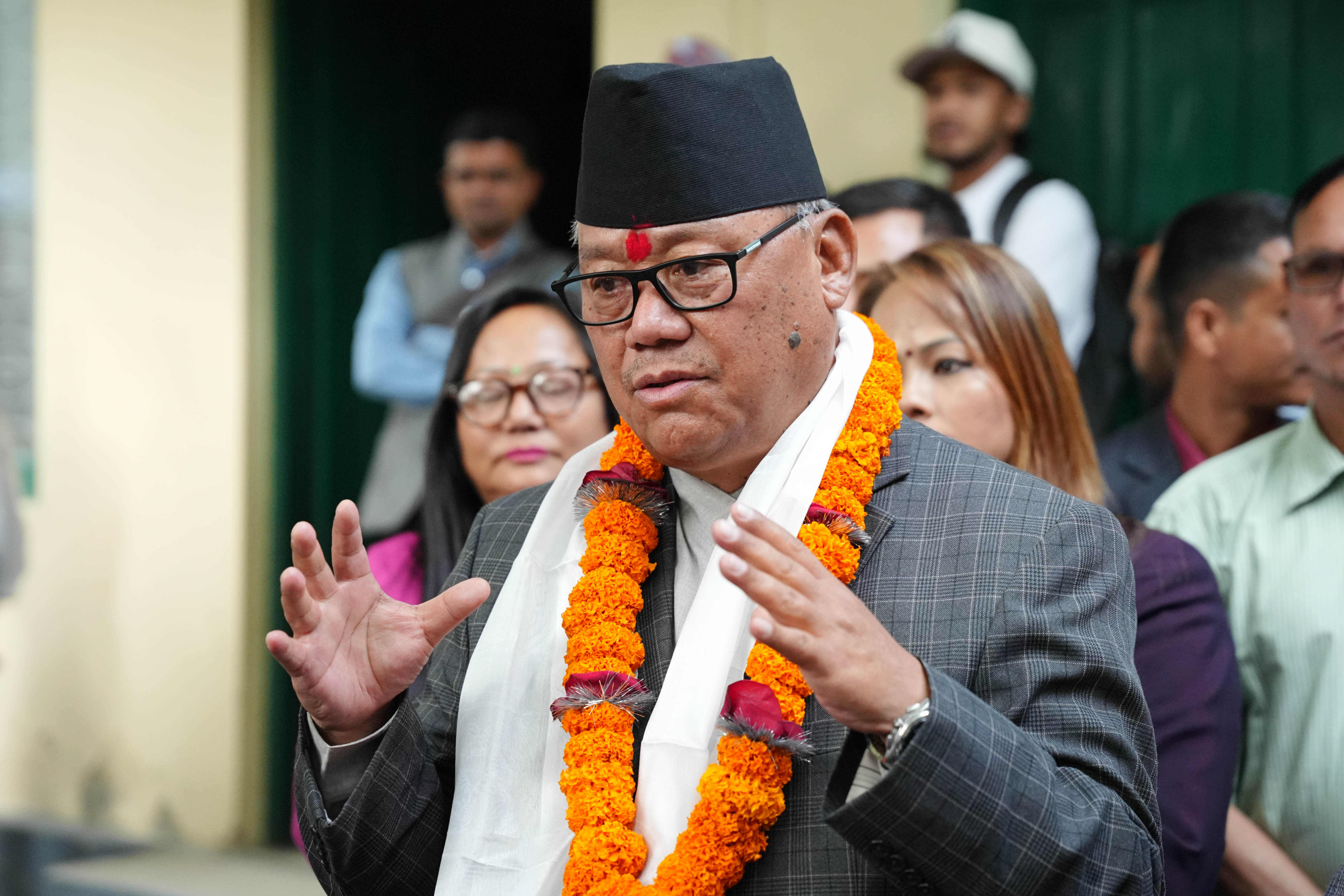 सुकुम्बासीलाई एउटा जोखिमबाट निकालेर अर्को जोखिममा धकेलियो : आङ्देम्बे