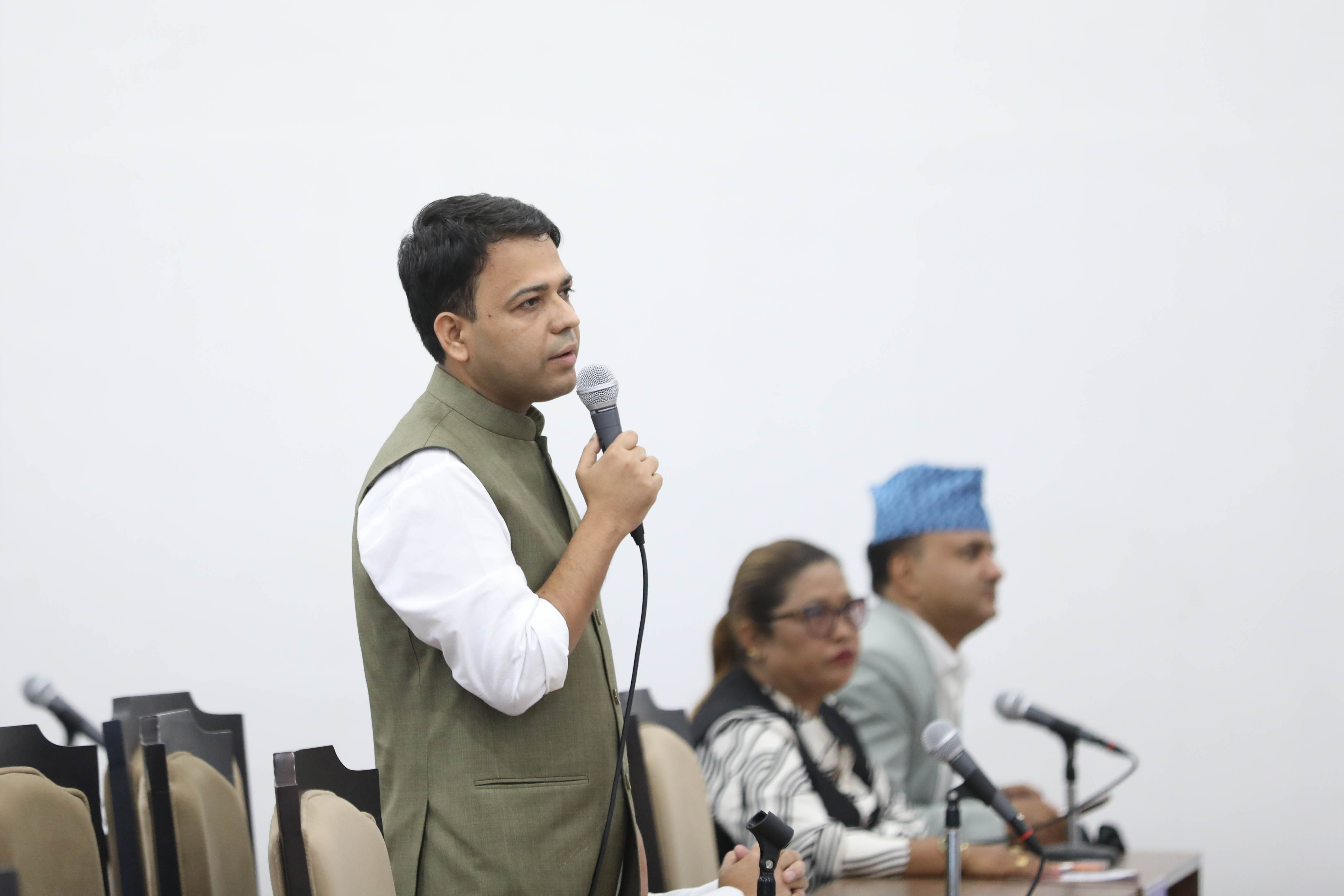 रास्वपा महामन्त्रीको टिप्पणी– म औसत क्षमताको इन्जिनियर, एक्स्ट्रा अर्डिनरी बन्न कोसिस गर्दै छु