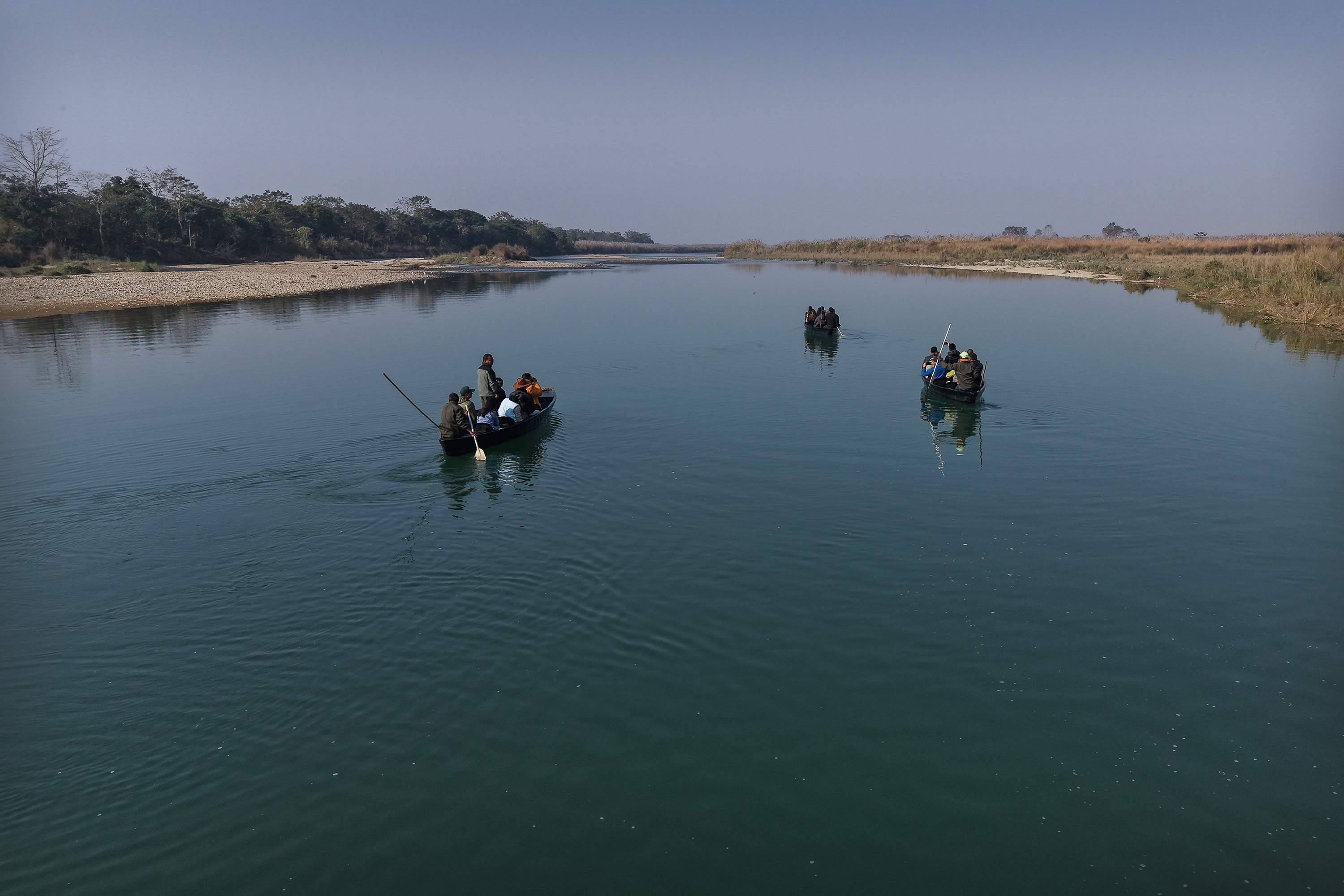 सौराहामा राप्ती नदीको बोटिङ आकर्षण (तस्वीरहरू)