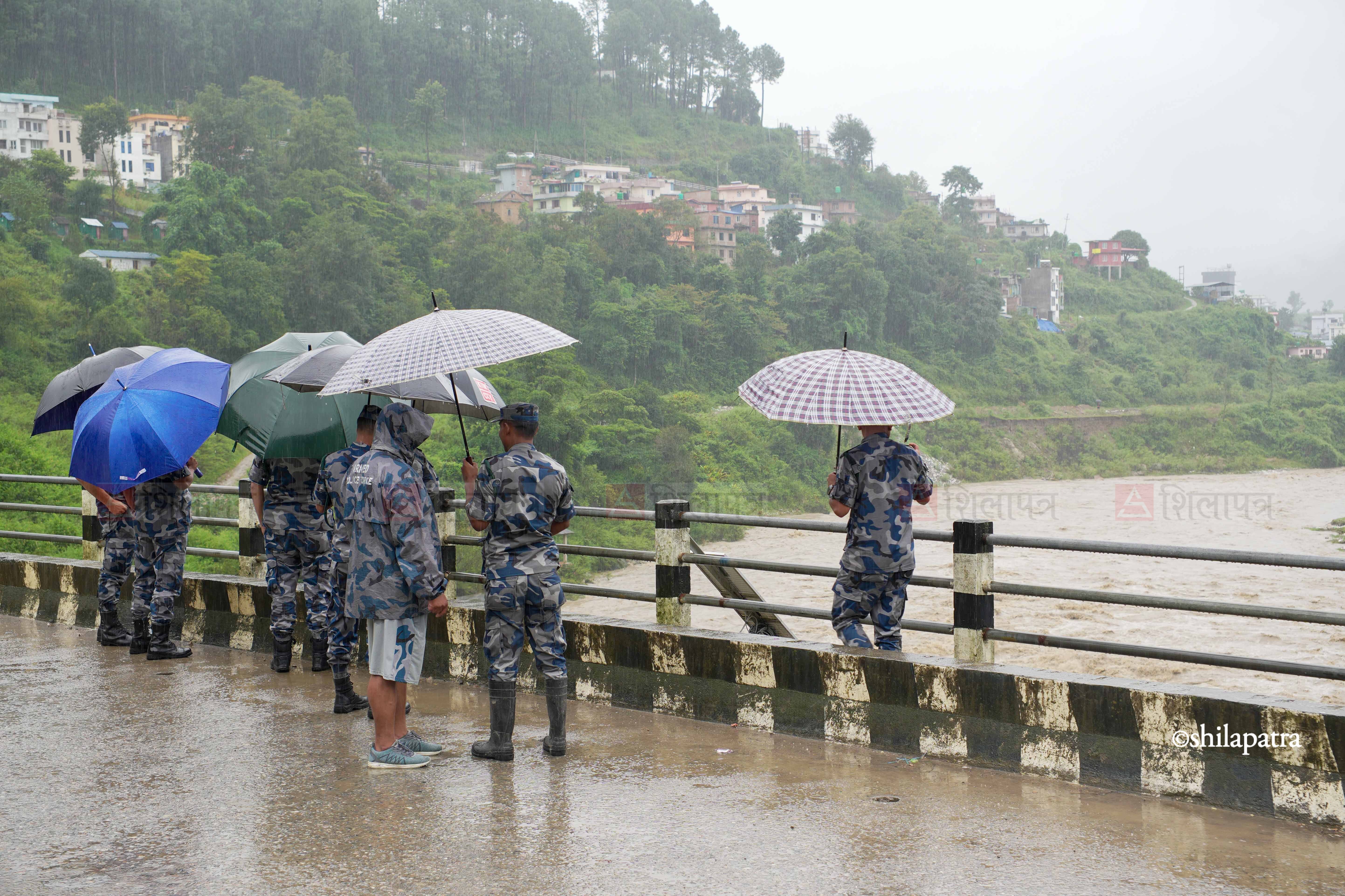 शनिबार र आइतबार पश्चिम नेपालमा धेरै वर्षाको सम्भावना, पूर्वमा प्रभाव कम हुँदै जाने