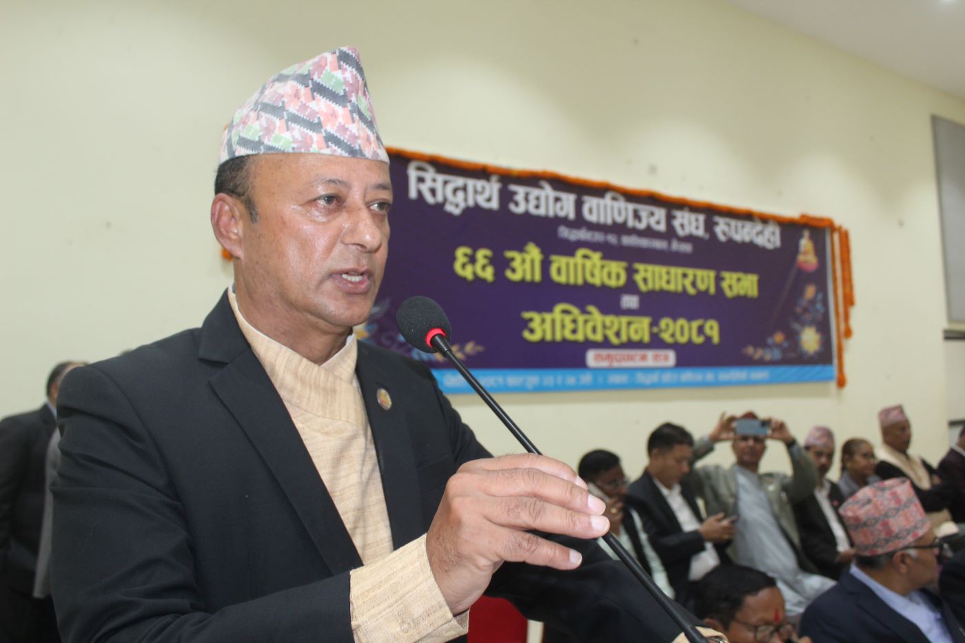 सरकार निजीक्षेत्रसँग मिलेर काम गर्न चाहन्छ : ऊर्जामन्त्री खड्का