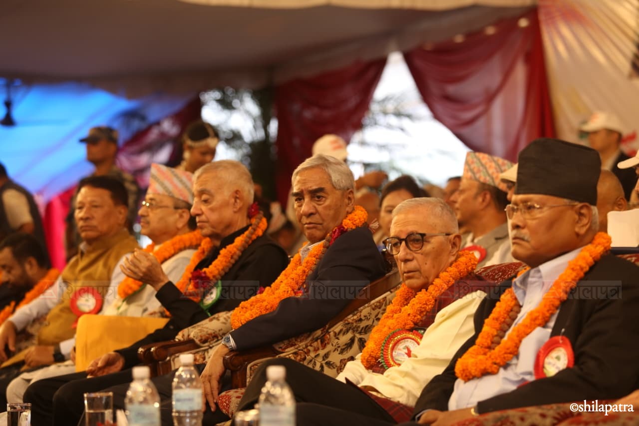 ४० प्रतिशत महाधिवेशन प्रतिनिधि पुगेको दाबीपछि कांग्रेसको संस्थापनइतरको राष्ट्रिय भेला राष्ट्रिय सम्मेलनमा परिणत