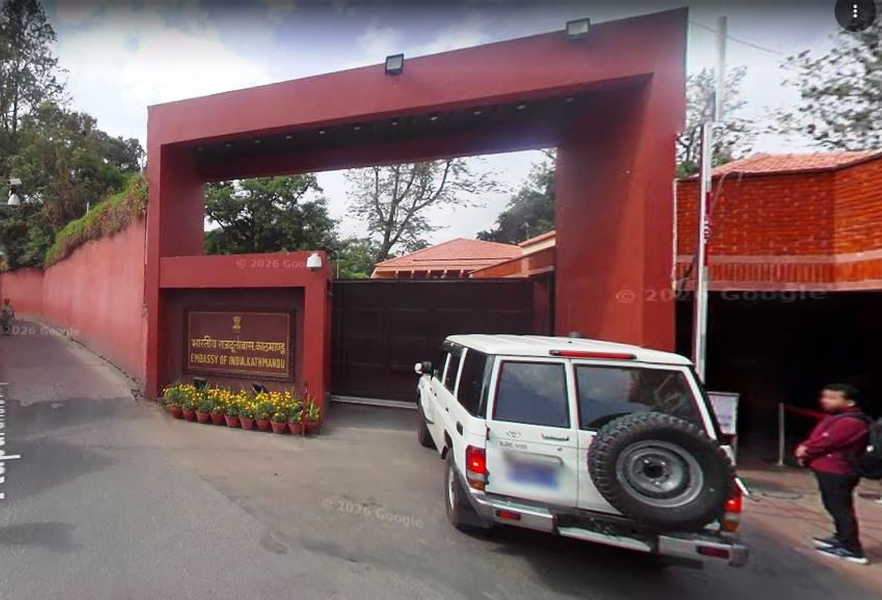 बाढी प्रभावित भारतीयलाई सम्पर्कमा आउन दूतावासको आग्रह : यी हुन् सम्पर्क नम्बर