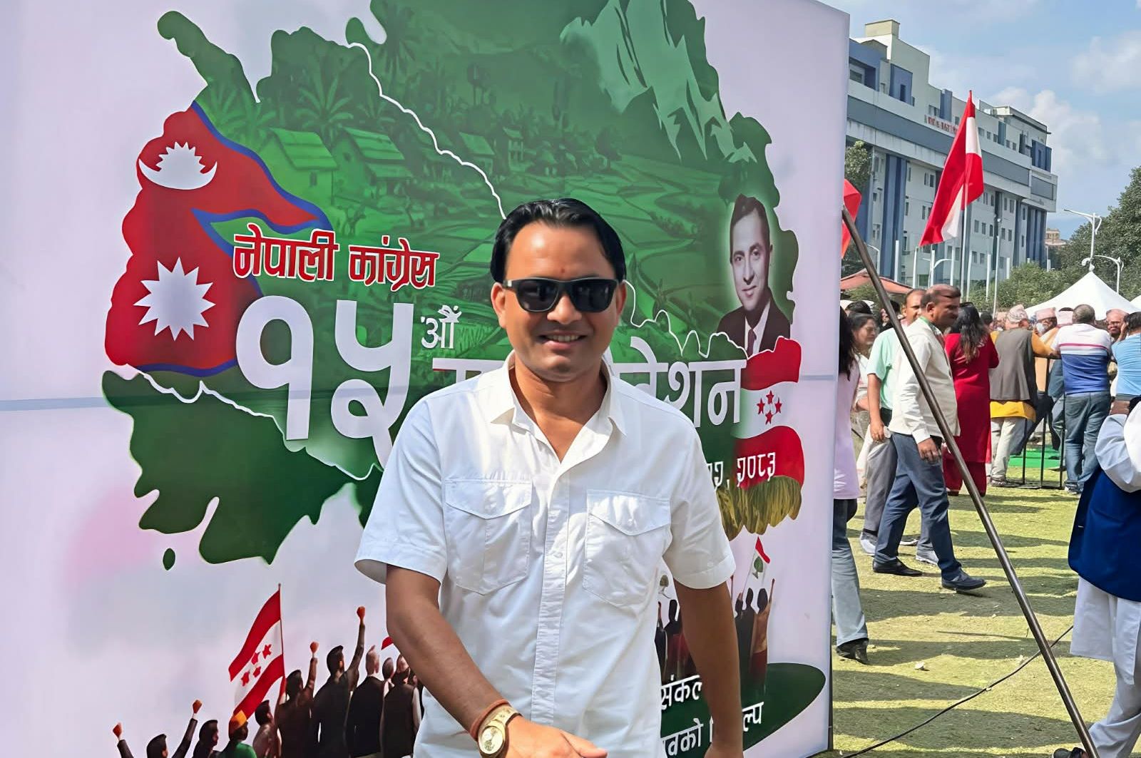 मधेशका रघुवीर कार्कीले दिए केन्द्रीय सदस्यमा उम्मेदवारी