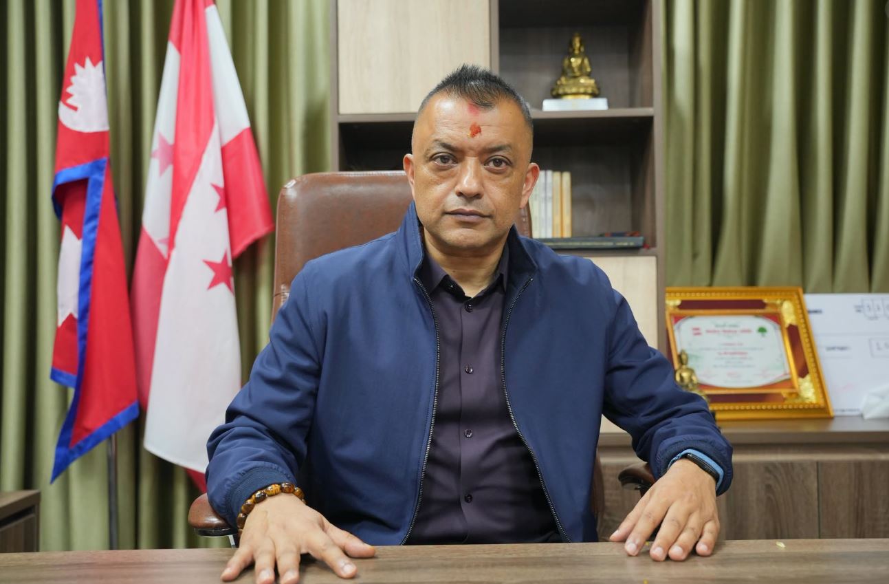 भड्किलो होइन, संयमित भएर चाडपर्व मनाऔँ : गगन थापा