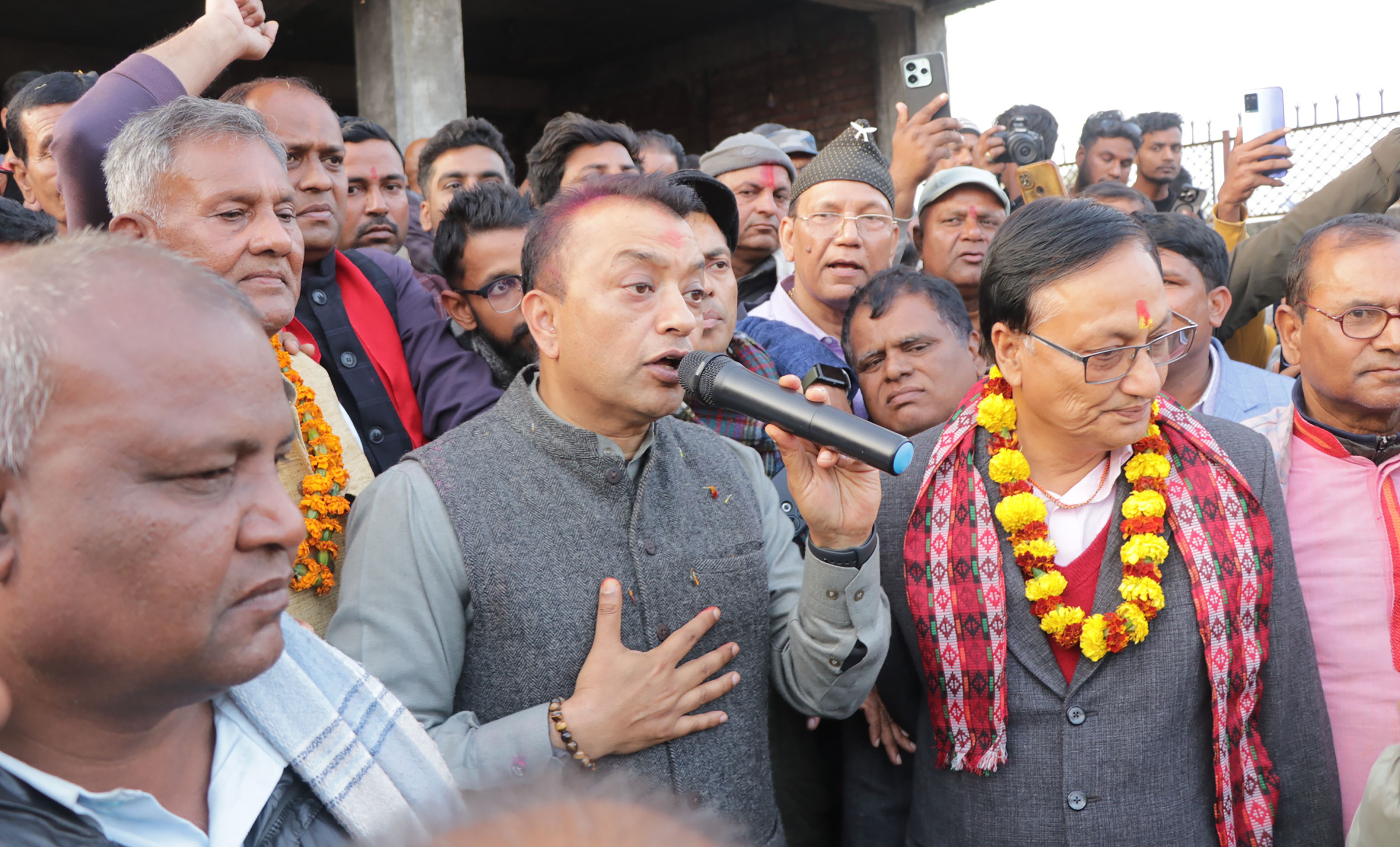 आगो लगाउने होइन, देश सम्हाल्ने शक्ति चाहिएको छ : गगन थापा