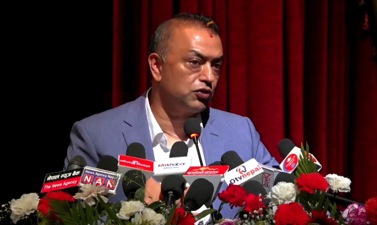 चाहेर पनि मैले ट्रेड युनियन अधिकार मास्न सक्दिनँ भन्ने कुरा यो सरकारले थाहा पाओस् : गगन थापा