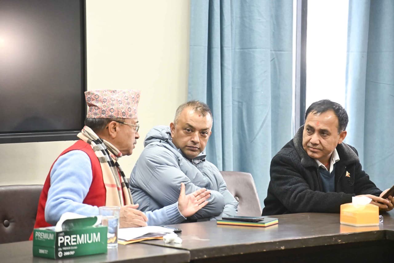 महाधिवेशन जेठमा सार्ने पूर्णबहादुरको प्रस्तावमा महामन्त्रीद्वयसहित क–कसले राखे फरक मत ?