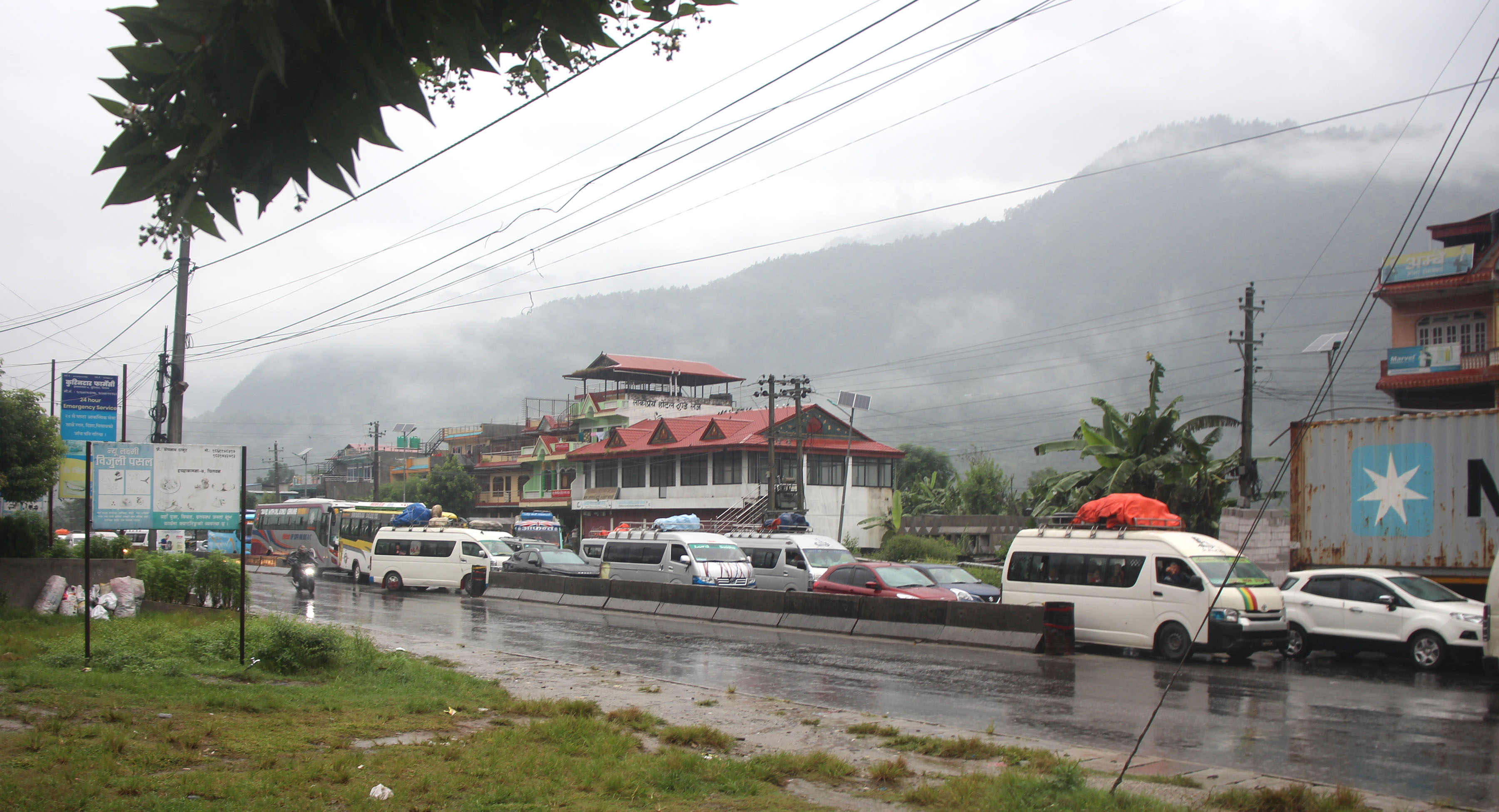 अलपत्र यात्रु र पर्यटकलाई चितवनका होटलहरूमा ७५ प्रतिशत छुट