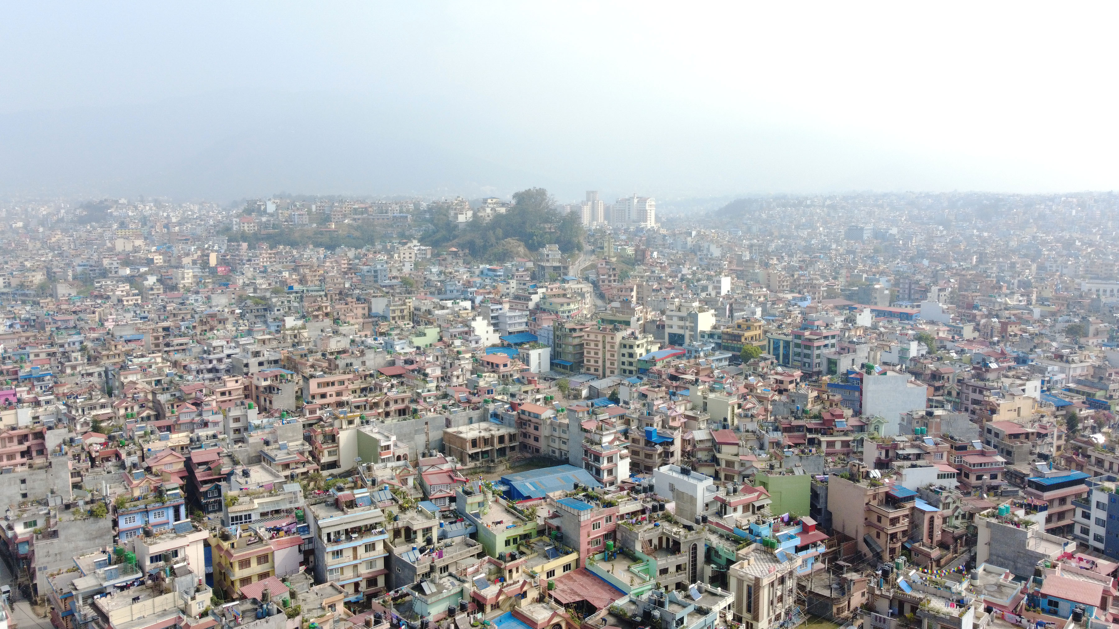 वर्षासँगै घट्यो काठमाडौंको वायु प्रदूषण