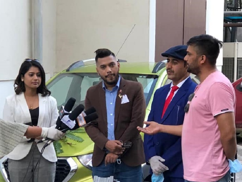 कमेडी च्याम्पियन विजेता हिमेशले पाए पुरस्कार