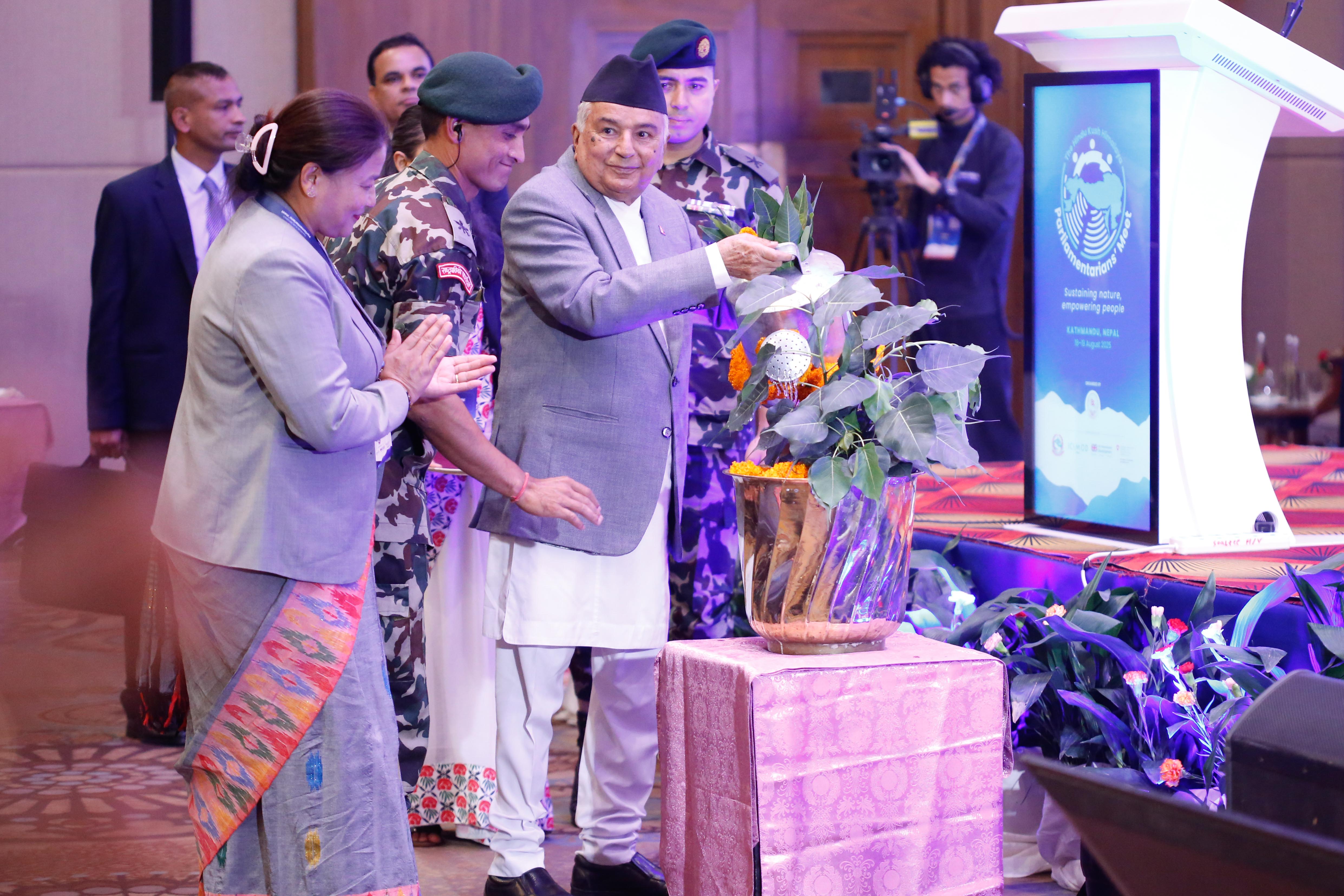 ‘हिन्दुकुश हिमालय संसदीय सम्मेलन’ सुरु, राष्ट्रपति पौडेलले गरे उद्घाटन (तस्वीरहरू)