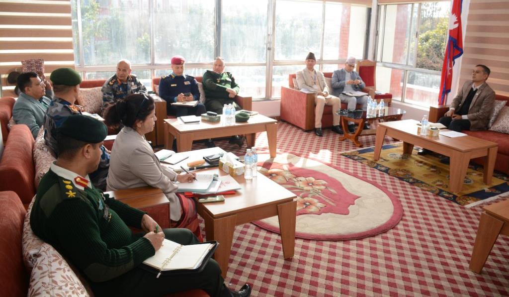 निर्वाचनको सुरक्षा व्यवस्था चुस्त बनाउन गृहमन्त्रीको निर्देशन