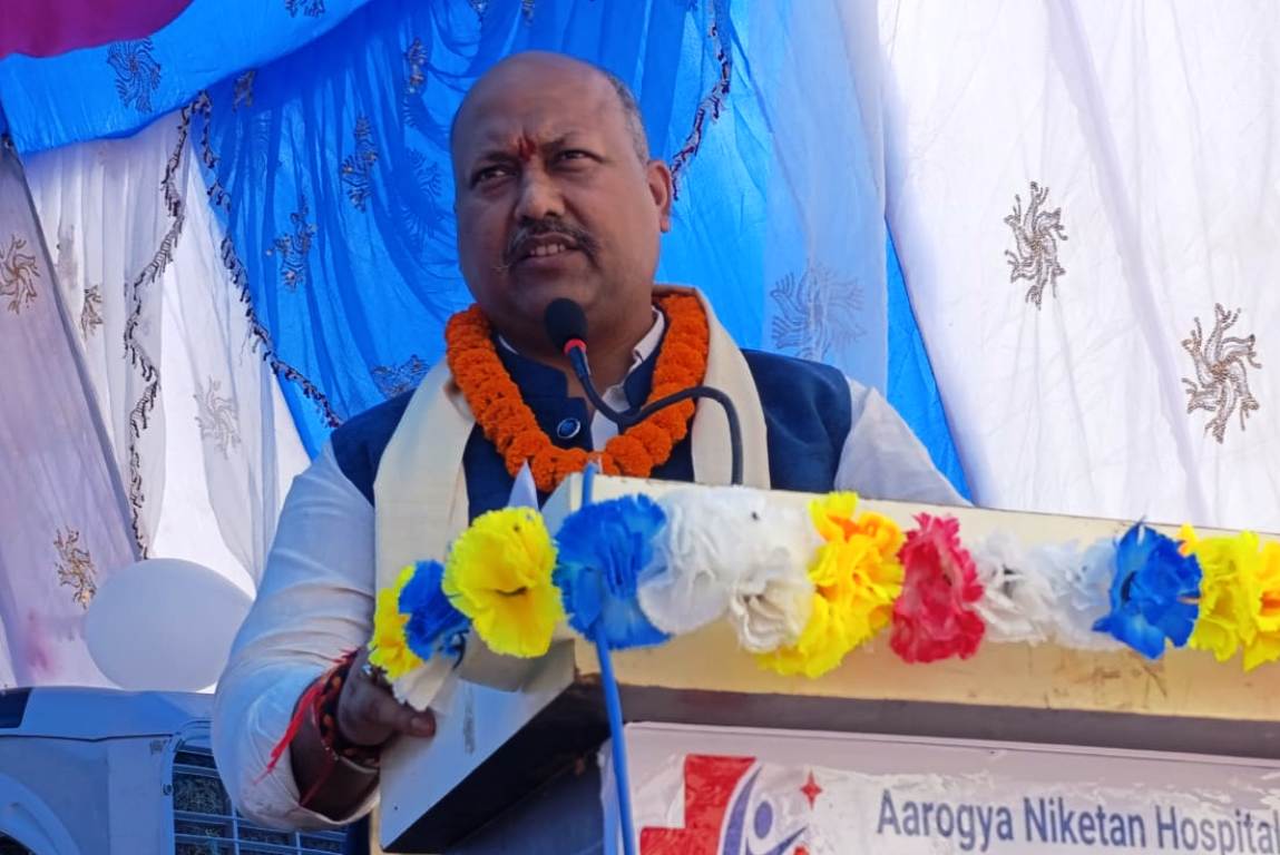 निजी अस्पतालहरूले १० प्रतिशत बिरामीलाई निःशुल्क उपचार गर्नुपर्छ : मुख्यमन्त्री सिंह 