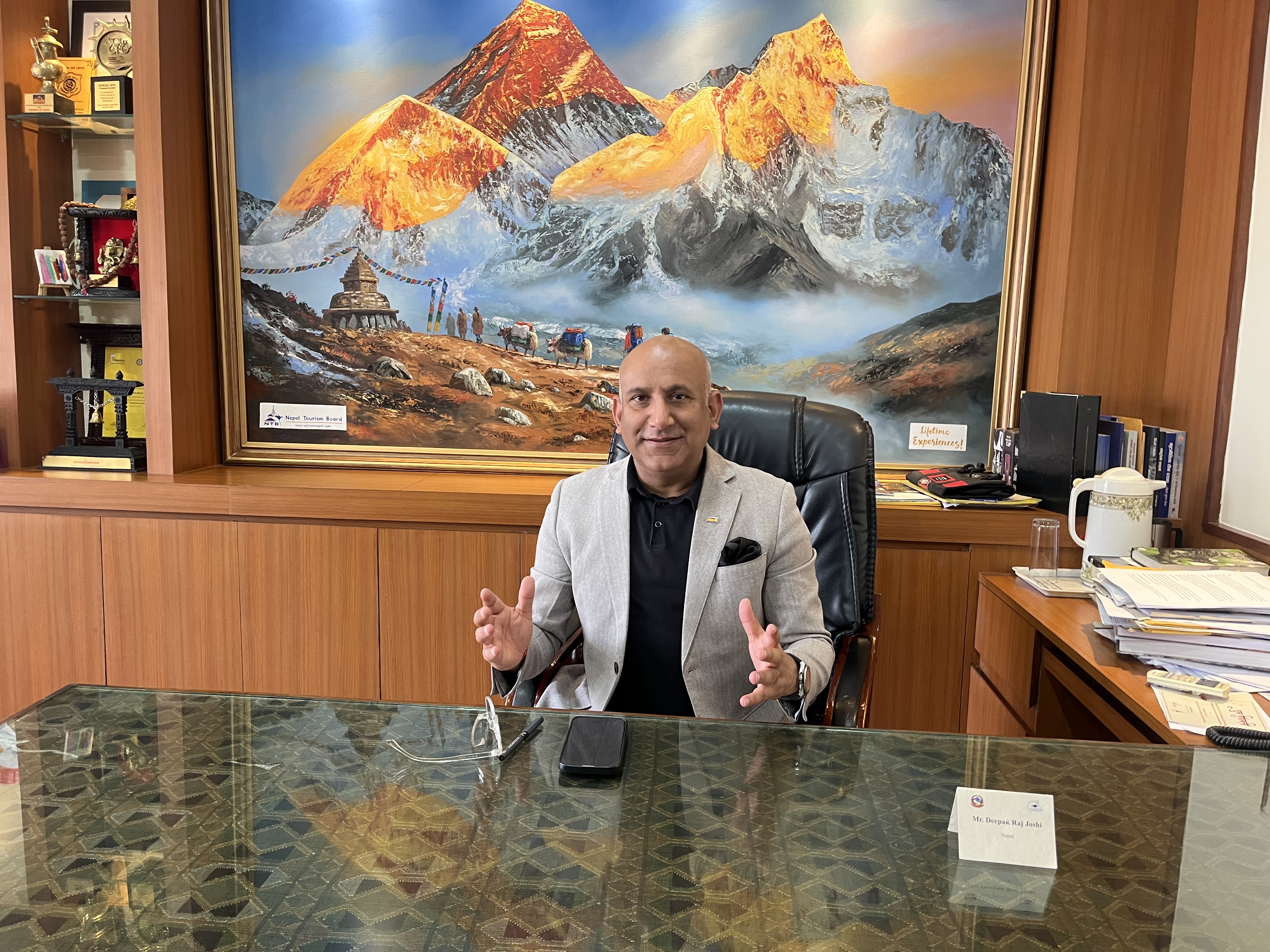 नेपाल ‘अर्ग्यानिक हस्पिटालिटी’ भएको देश हो, जेन–जी आन्दोलनपछि पुनः उठ्दै छ पर्यटन (अन्तर्वार्ता)