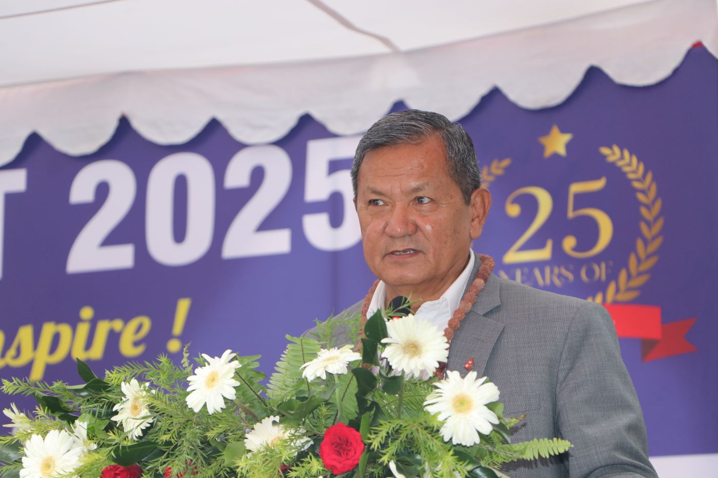 अबका युवा सूचना प्रविधिको क्षेत्रमा अब्बल हुनुपर्छः सञ्चारमन्त्री गुरुङ